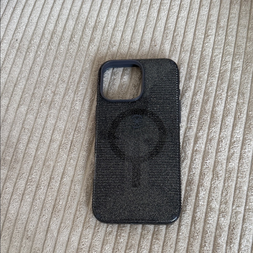 Speck Grip iPhone 16 Pro Max Case